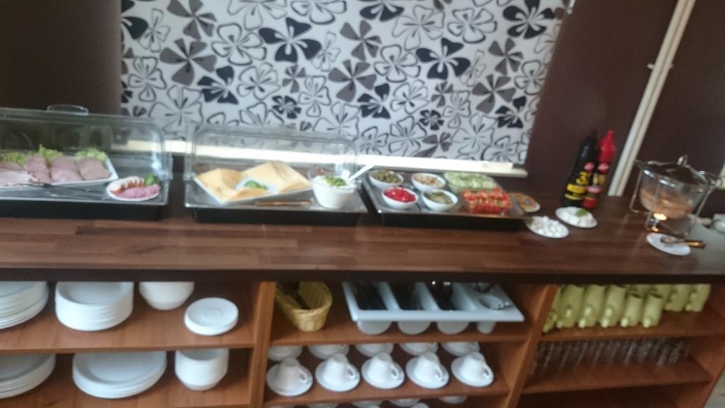 Hostel24 Bed&Breakfast Быдгощ Экстерьер фото